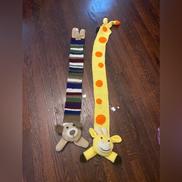 Other - Cute hand made scarf